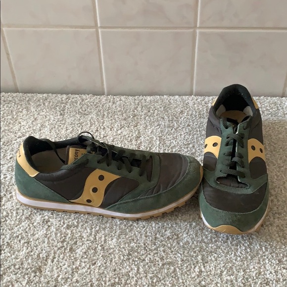 saucony low pro green